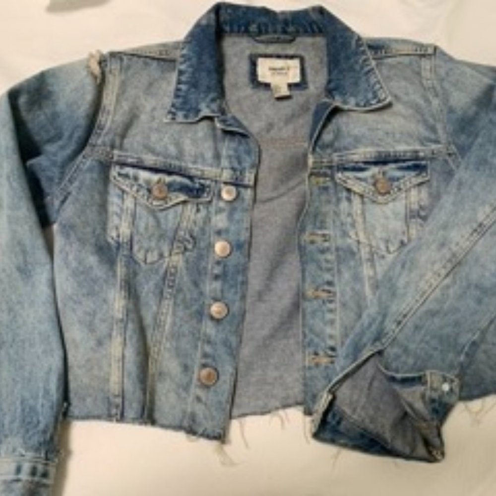 Distressed Cropped Denim Jacket